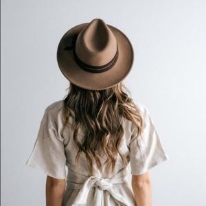 GIGI PIP Tan Wool Felt Fedora Hat